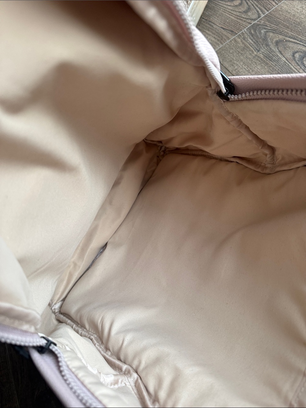 Urban Outfitters NWOT Vegan Pebbled Leather Backpack in Blush/Pale Pink - Picture 7 of 7